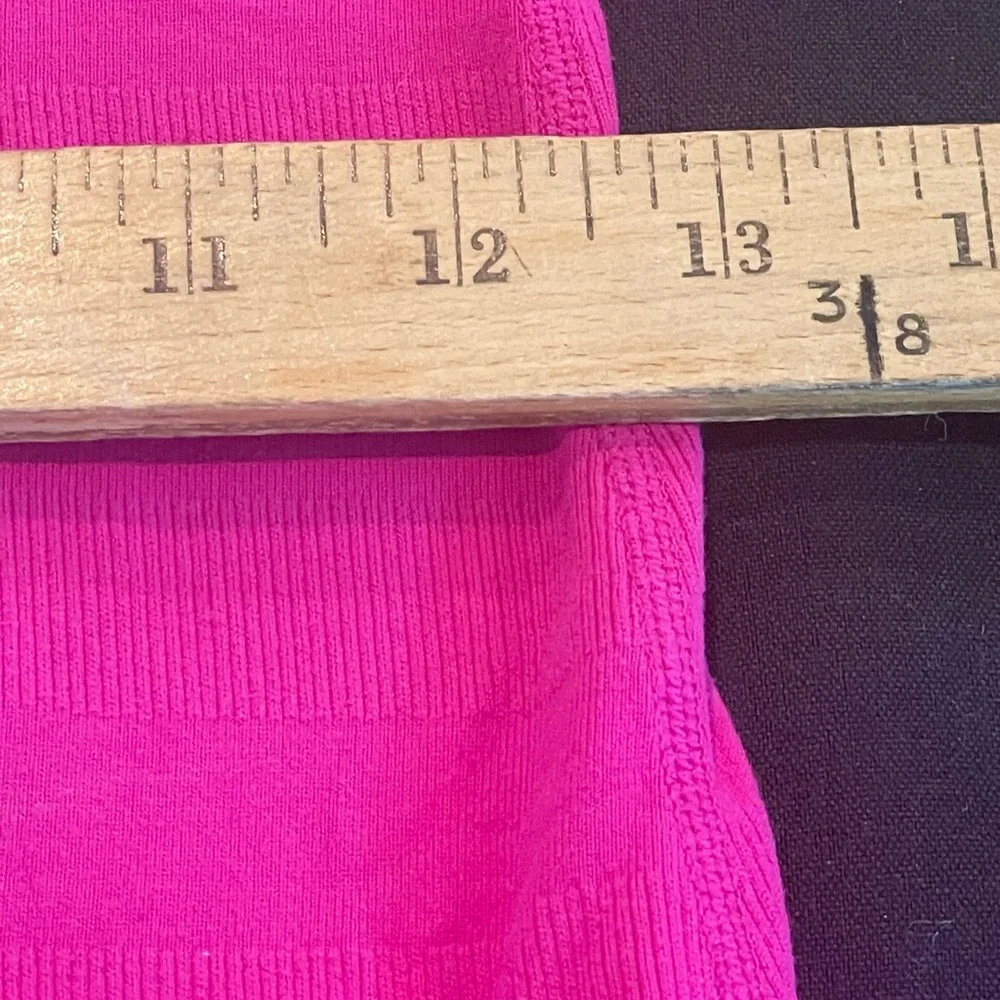 Lululemon Paris Pink Racerback Striped Rib. W1940S Size 4 - Picture 9 of 15